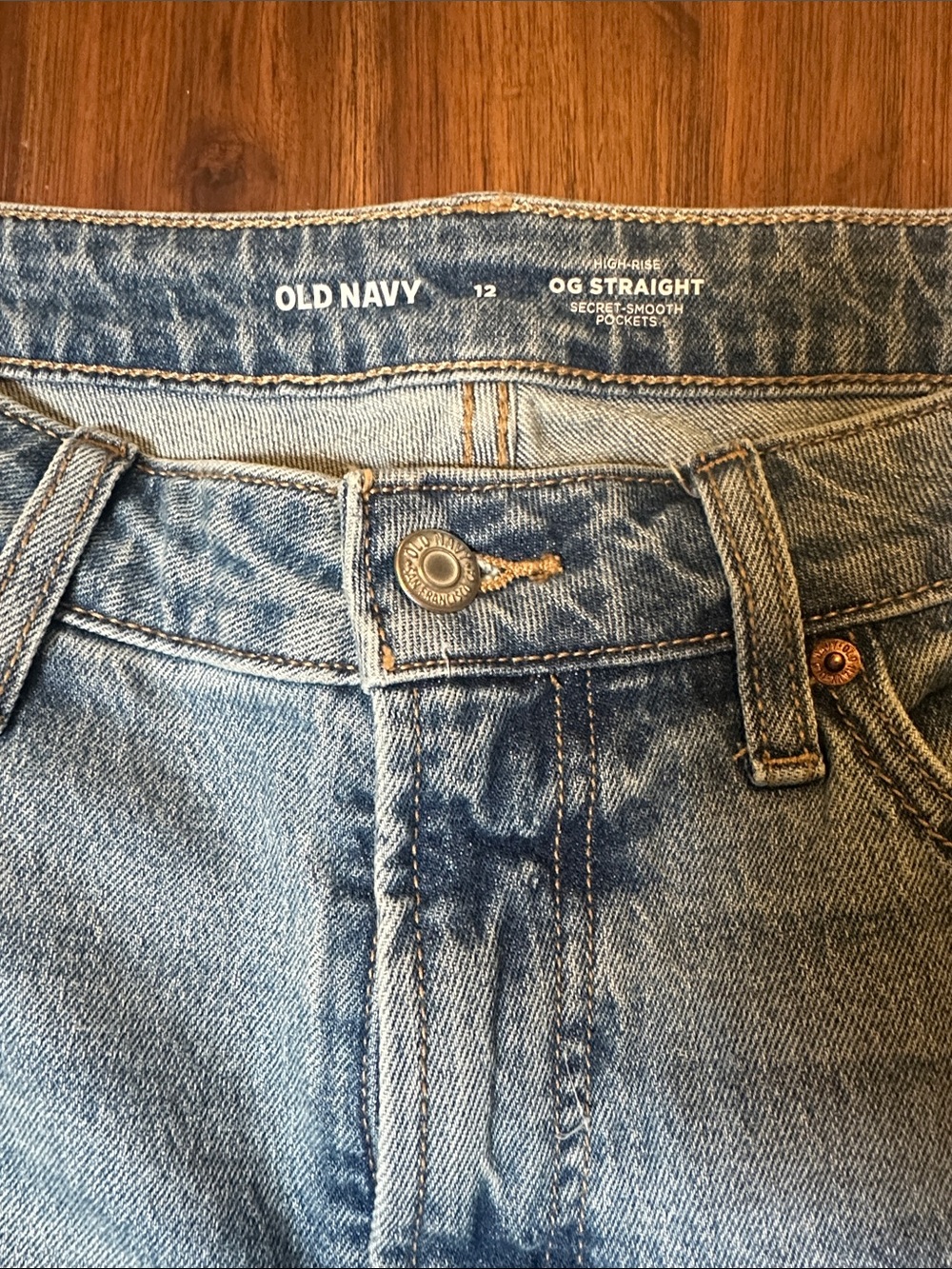 Old Navy High Rise OG Straight - Picture 2 of 3